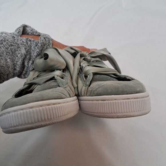 puma velvet trainers